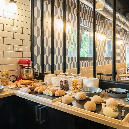 Eklo Hotel